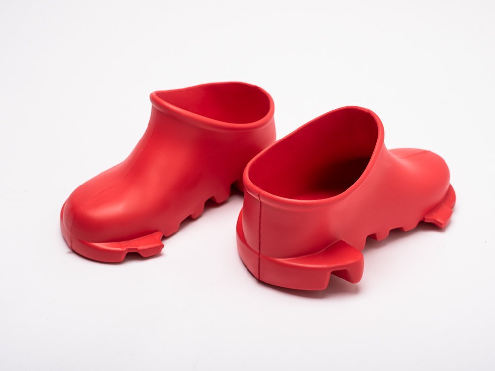 Mschf red boots. Сапоги MSCHF big Red Boots. Ботинки MSCHF big Red Boot. MSCHF X Crocs big Red Boot (Yellow). MSCHF big Red Boot купить.