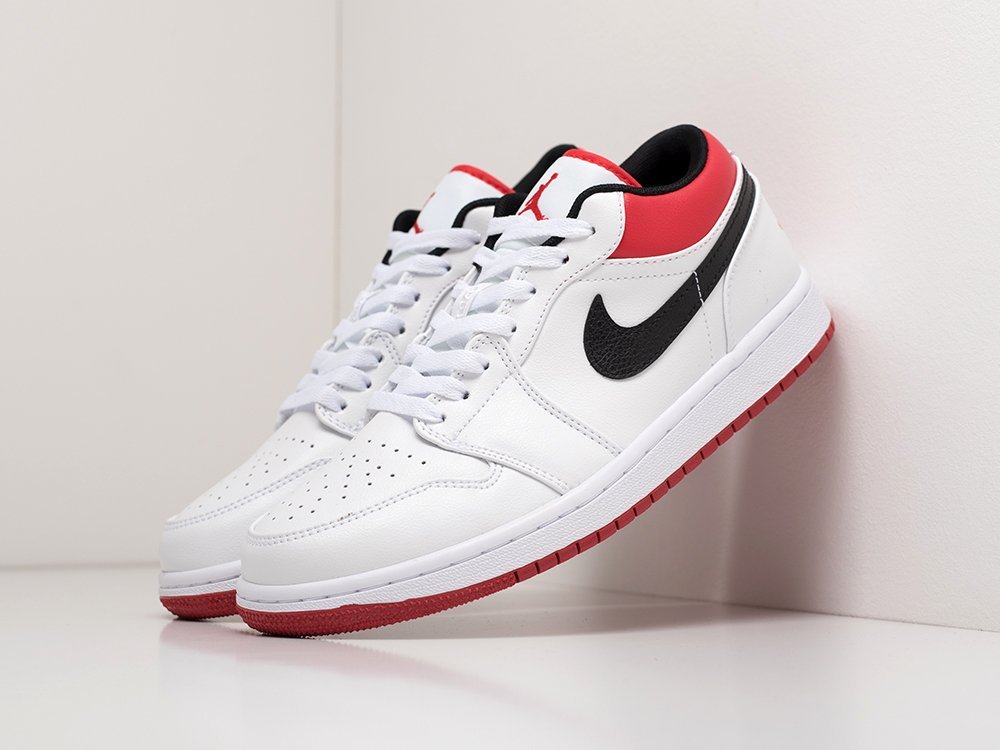 Кроссовки Nike Air Jordan 1 Low Цена: 5 