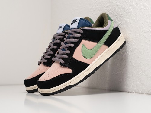 Кроссовки Nike SB Dunk Low