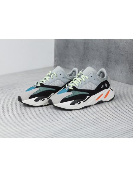 Кроссовки Adidas Yeezy Boost 700