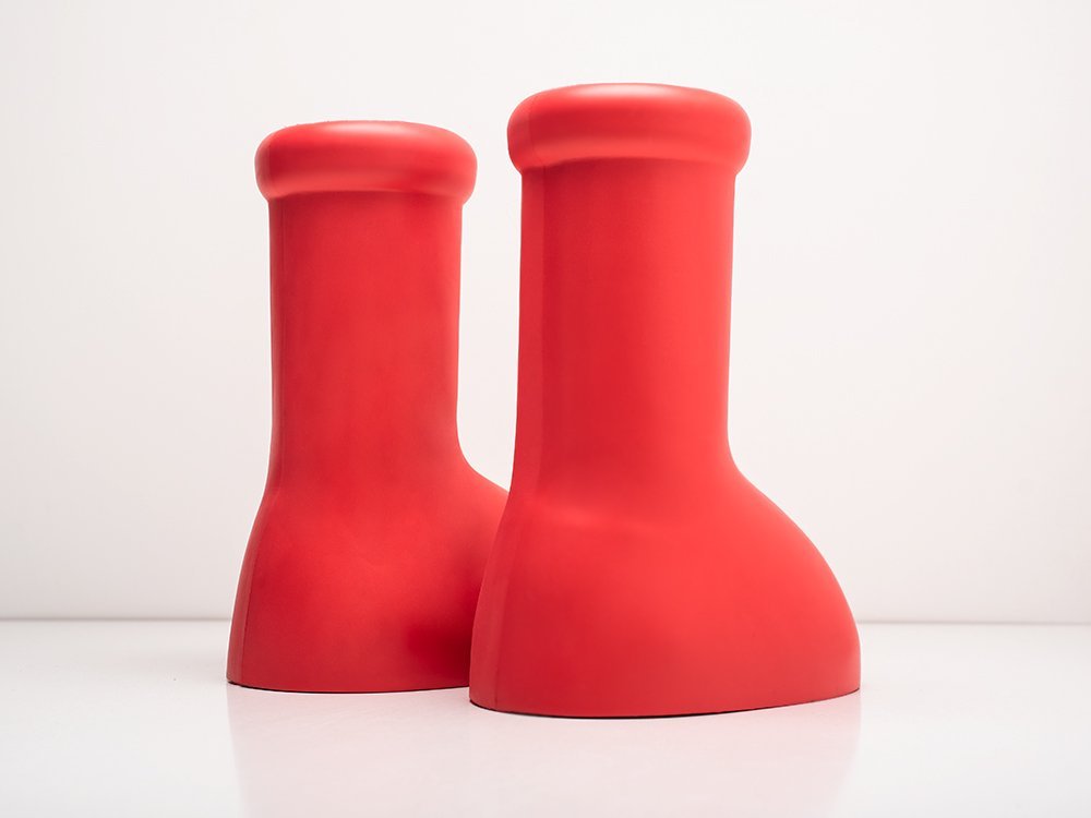 Mschf big red boots. MSCHF big Red Boot. Red Boot MSCHF. MSCHF big Red Boot оригинал (красные сапоги).