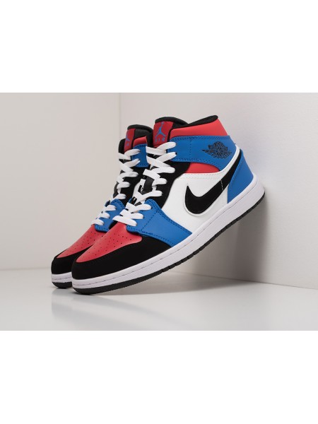 Кроссовки Nike Air Jordan 1 Mid