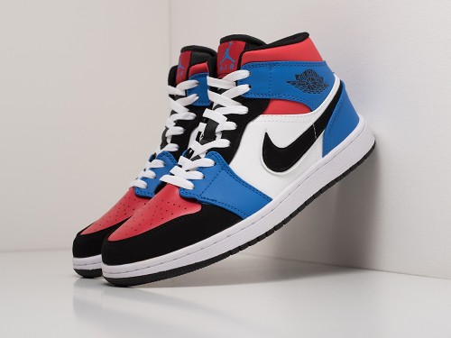 Кроссовки Nike Air Jordan 1 Mid