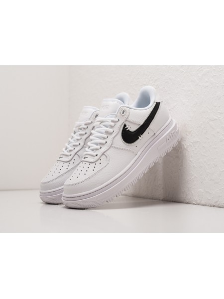 Кроссовки Nike Air Force 1 Luxe Low