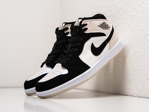 Кроссовки Nike Air Jordan 1 Mid