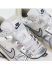 Кроссовки Nike V2K Run White Silver Beige Wmns