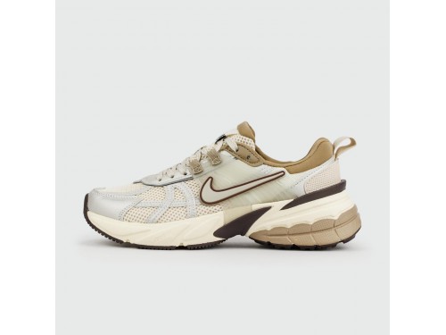 Кроссовки Nike V2K Run Beige Wmns