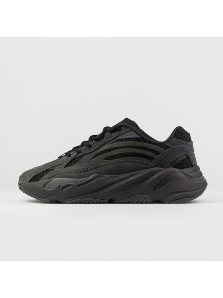 Кроссовки Adidas Yeezy Boost 700 v2 Wmns Vanta