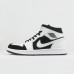 Кроссовки Nike Air Jordan 1 White / Black