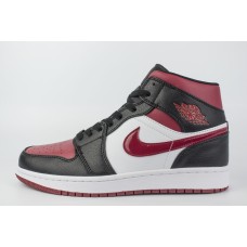 Кроссовки Nike Air Jordan 1 Bred Toe