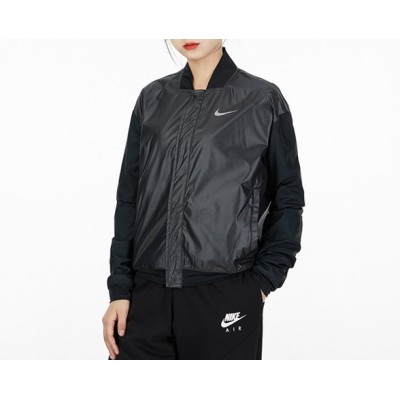 Бомбер Nike DD6848-010