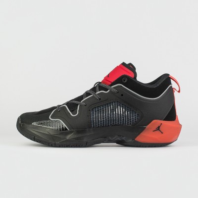 Кроссовки Nike Air Jordan 37 Low Bred