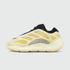 Кроссовки Adidas Yeezy 700 v3 Wmns Safflower