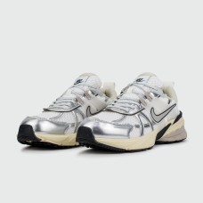Кроссовки Nike V2K Run White Silver Beige