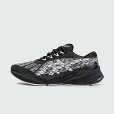 Кроссовки Asics Novoblast 3 TR Black Wh.