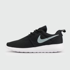 Кроссовки Nike Roshe Run Black / White Wmns
