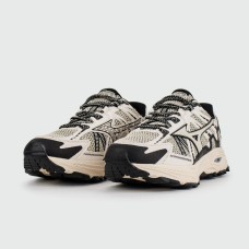 Кроссовки Mizuno Racer Trail White Beige / Black