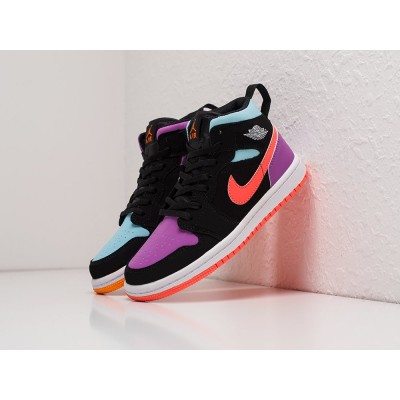 Кроссовки Nike Air Jordan 1 Mid