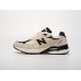 Кроссовки New Balance 990 v3