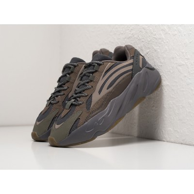 Кроссовки Adidas Yeezy Boost 700 v2