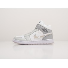 Кроссовки Nike Air Jordan 1 Mid